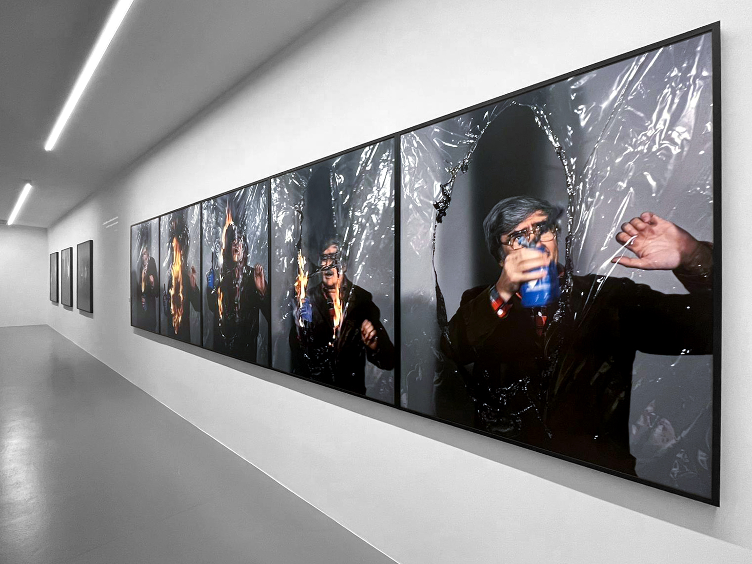 Le celebri Combustioni di Burri fotografate dal Maestro Aurelio Amendola.