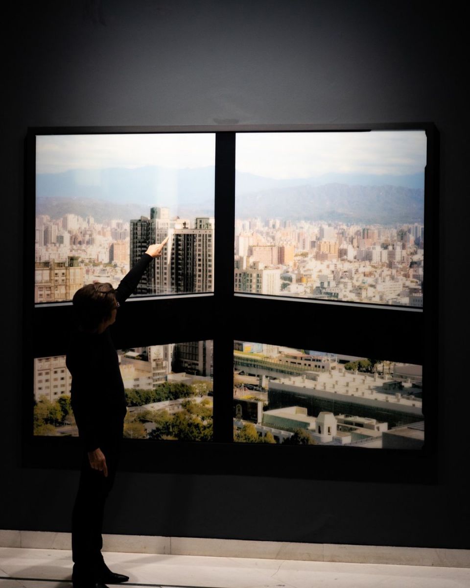 Stampa fine art sotto plexiglas 180 x 225 cm da scansione a tamburo per la mostra a Milano di Carlo Vlasecchi